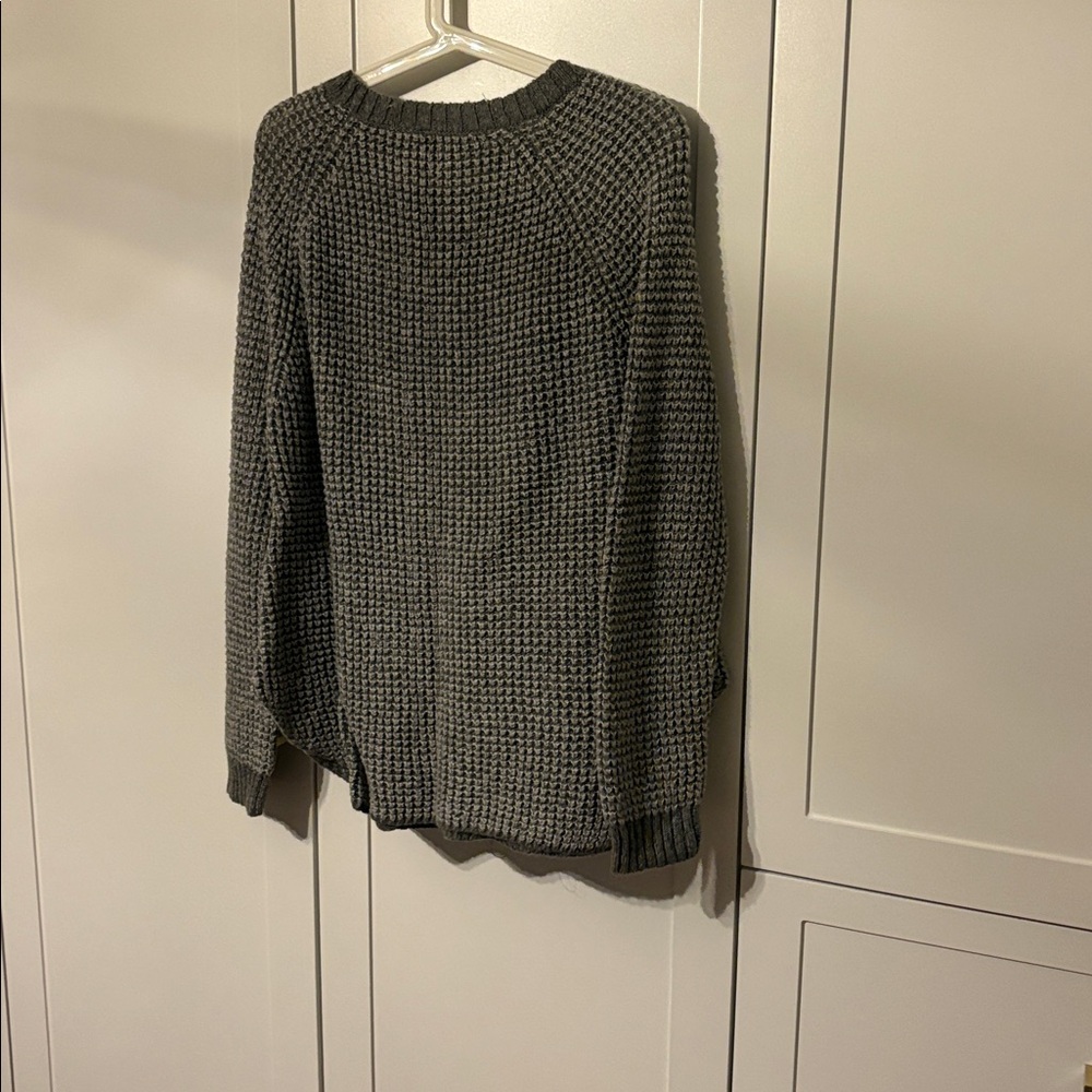Aeropostale sweater - Picture 4 of 4
